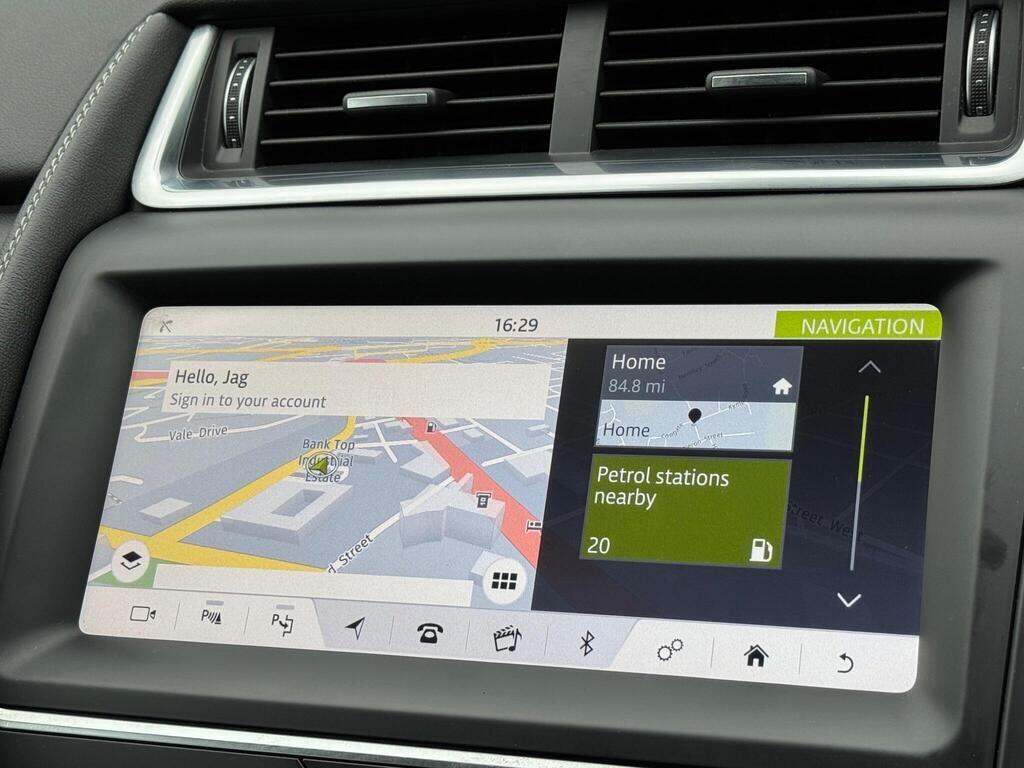 Jaguar E-Pace view 33