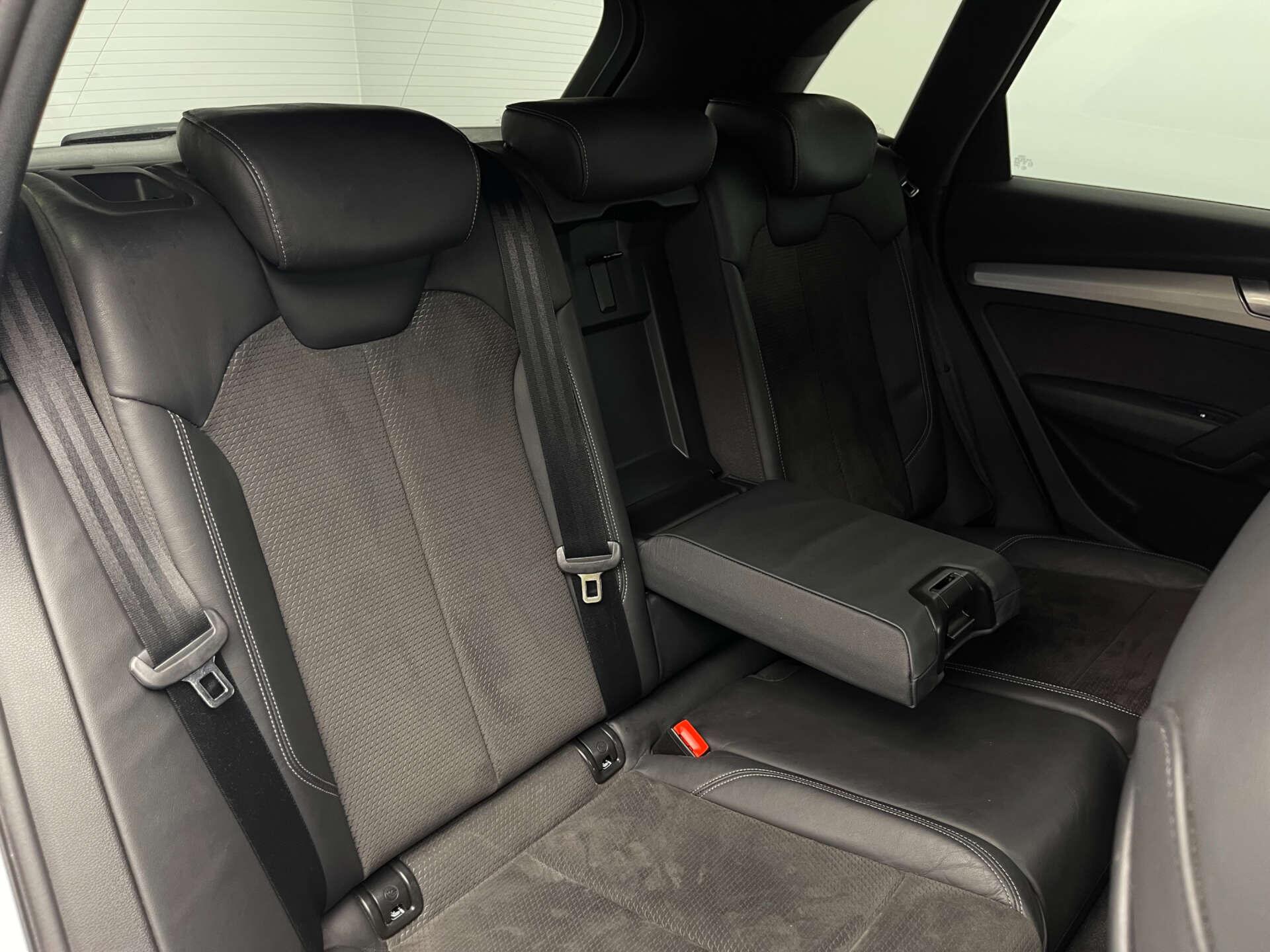Audi Q5 view 23