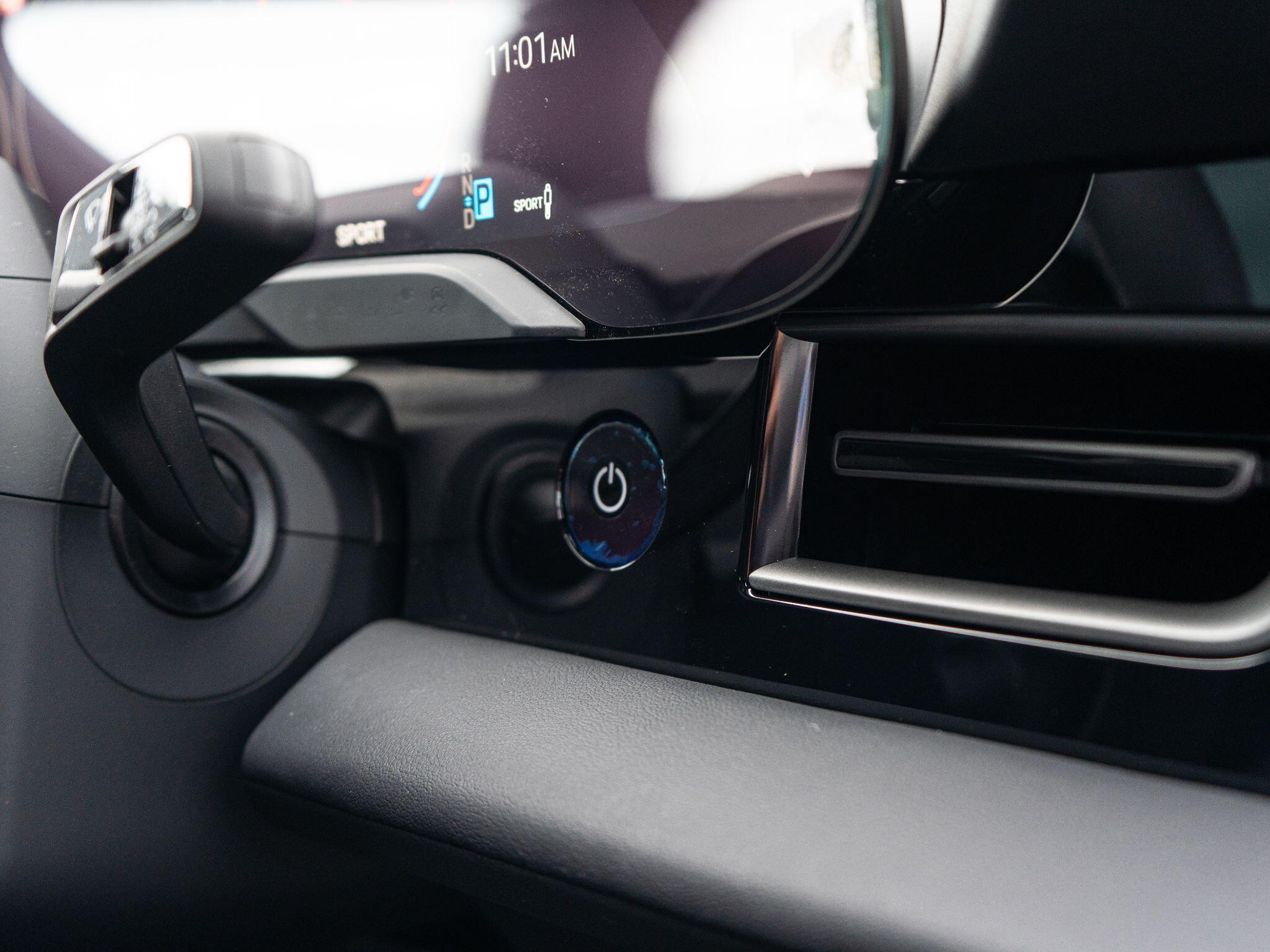 Porsche Taycan view 31