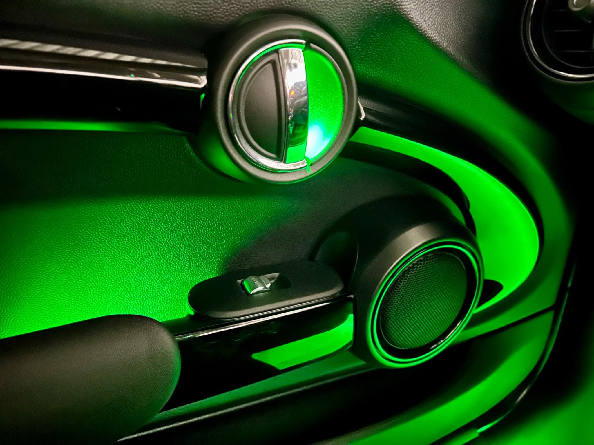 Mini Hatch view 25