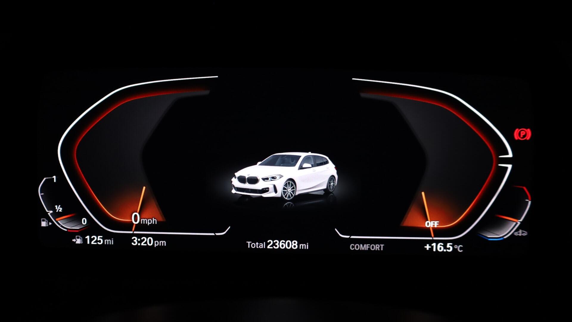 BMW 1 Series view 9