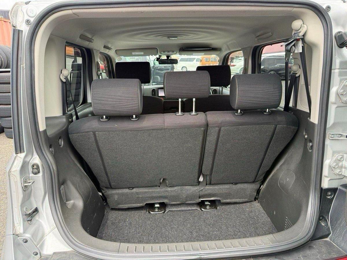 Nissan Cube view 11