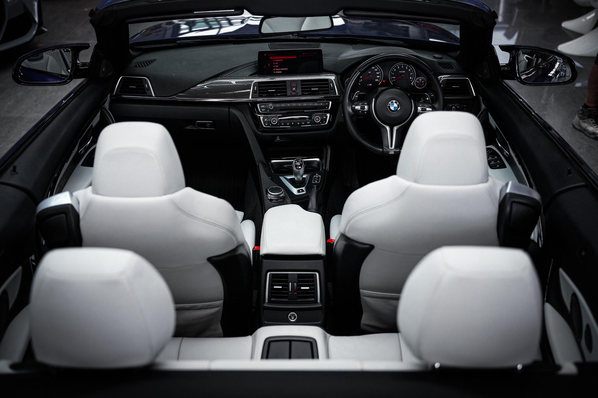 BMW M4 view 21