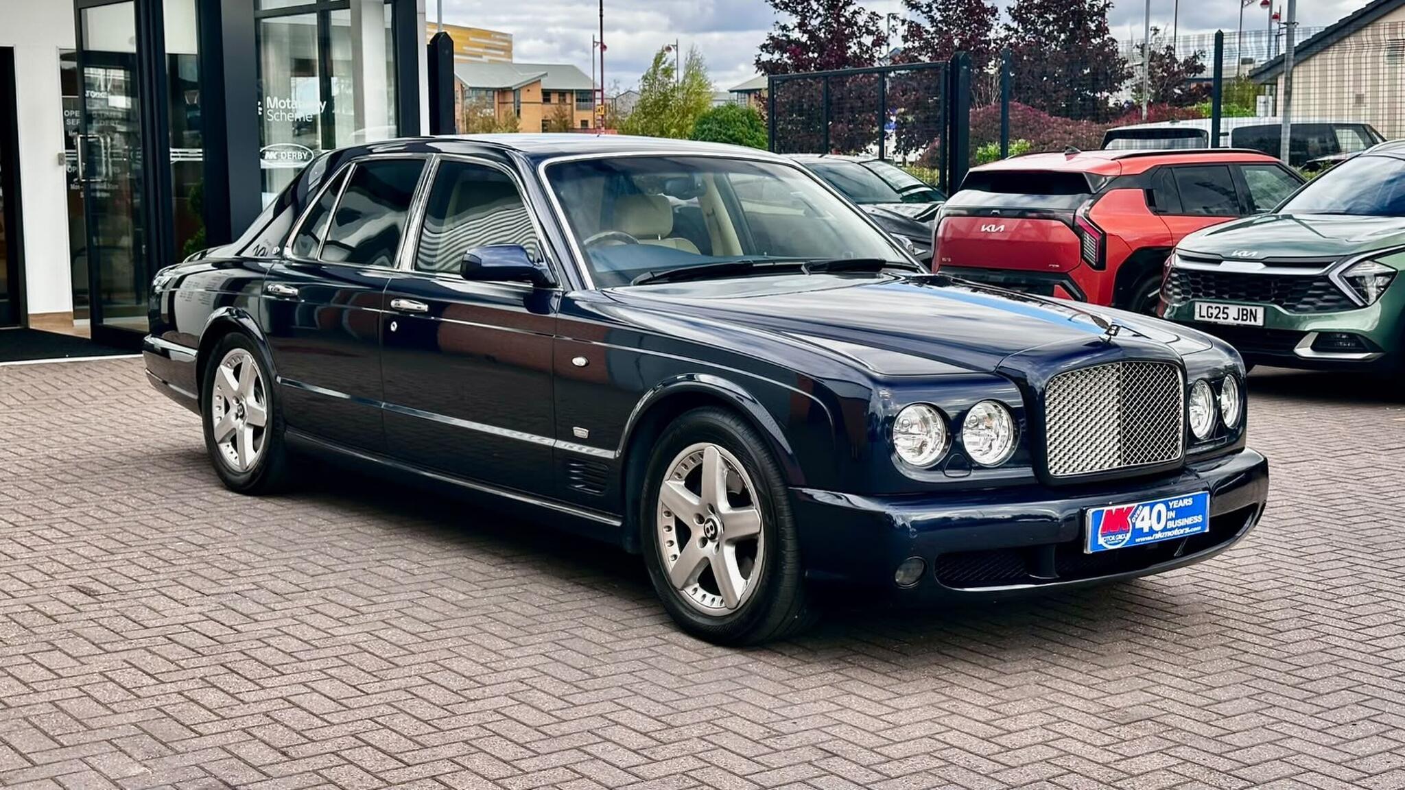 Bentley Arnage view 13