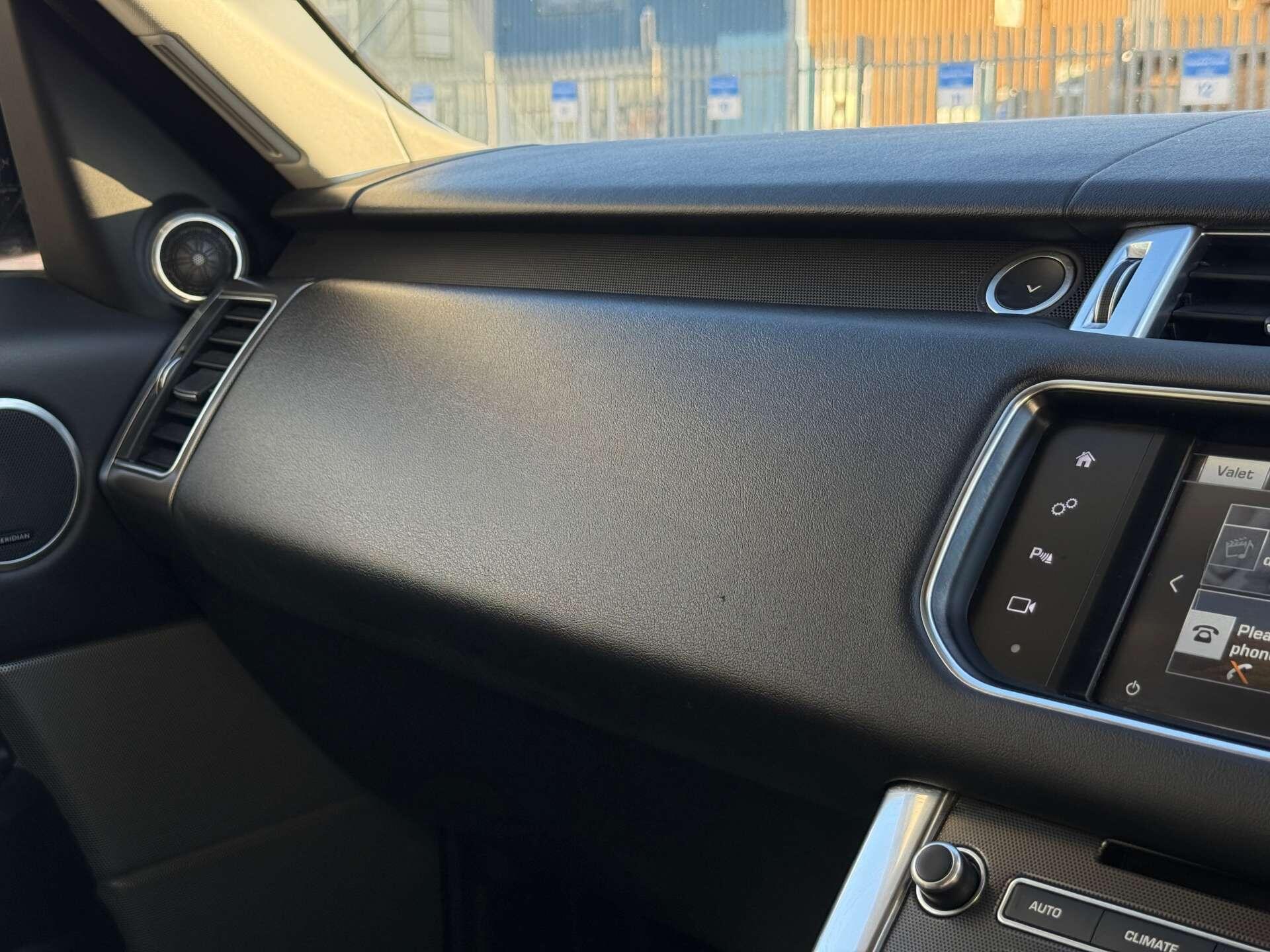 Land Rover Range Rover Sport view 47