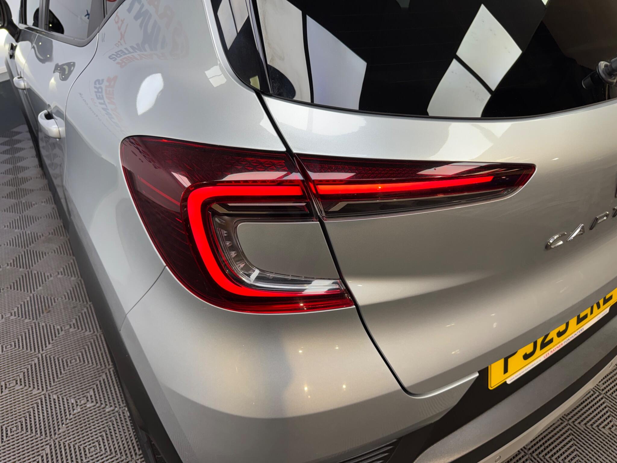 Renault Captur view 30
