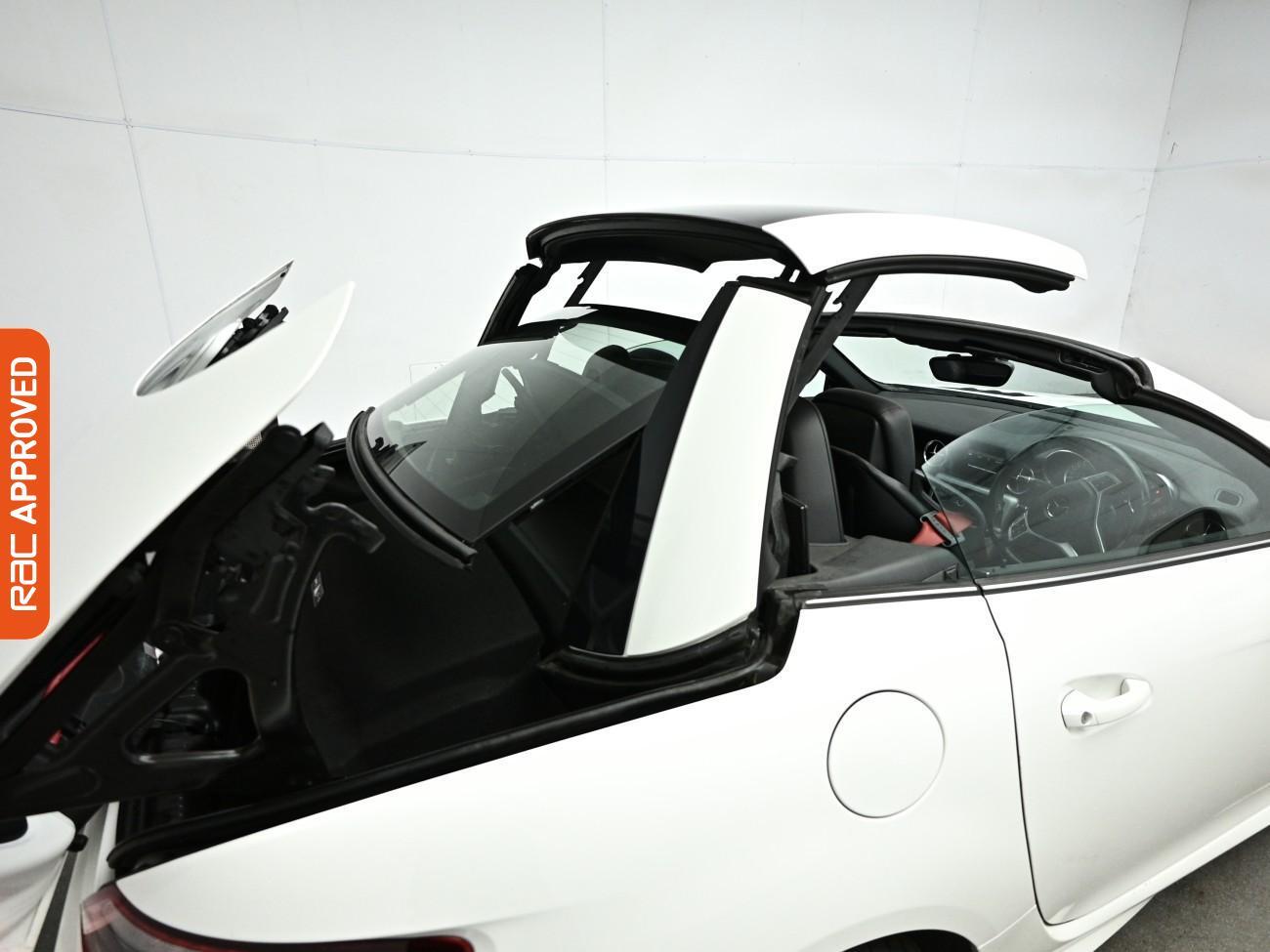 Mercedes-Benz SLK view 3