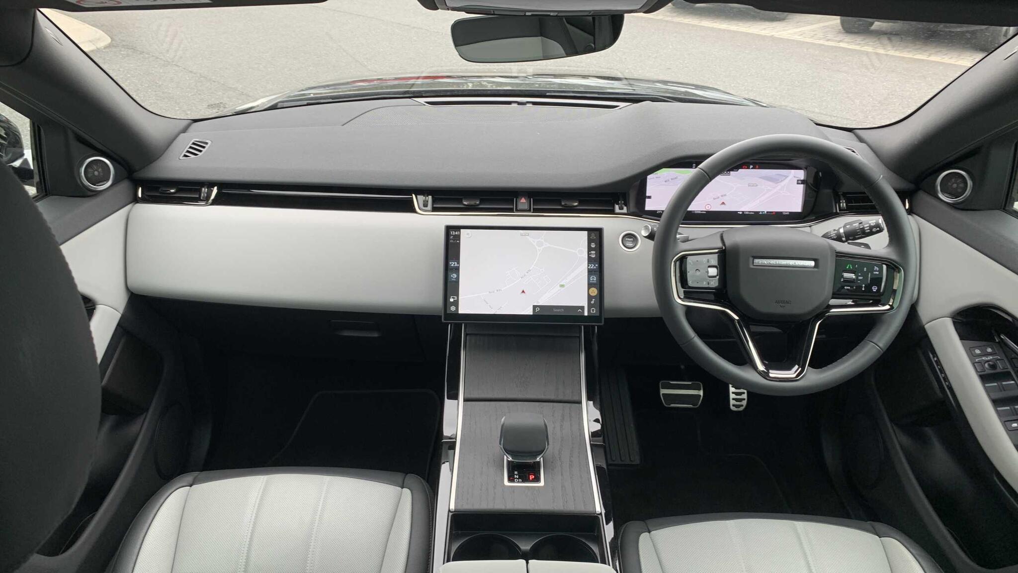 Land Rover Range Rover Evoque view 9