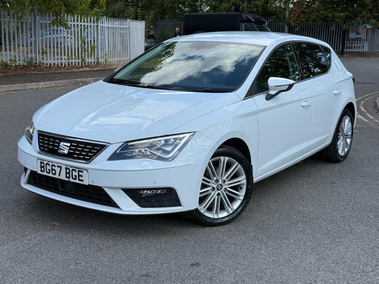 Seat Leon Leon view 3