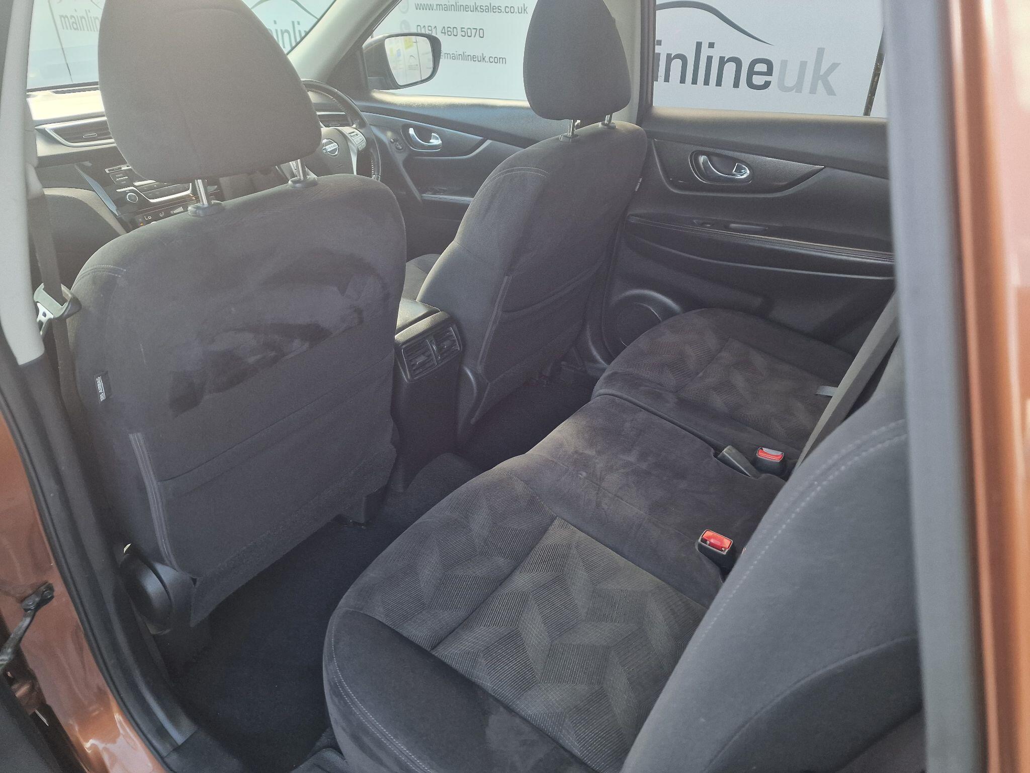 Nissan X-Trail view 22