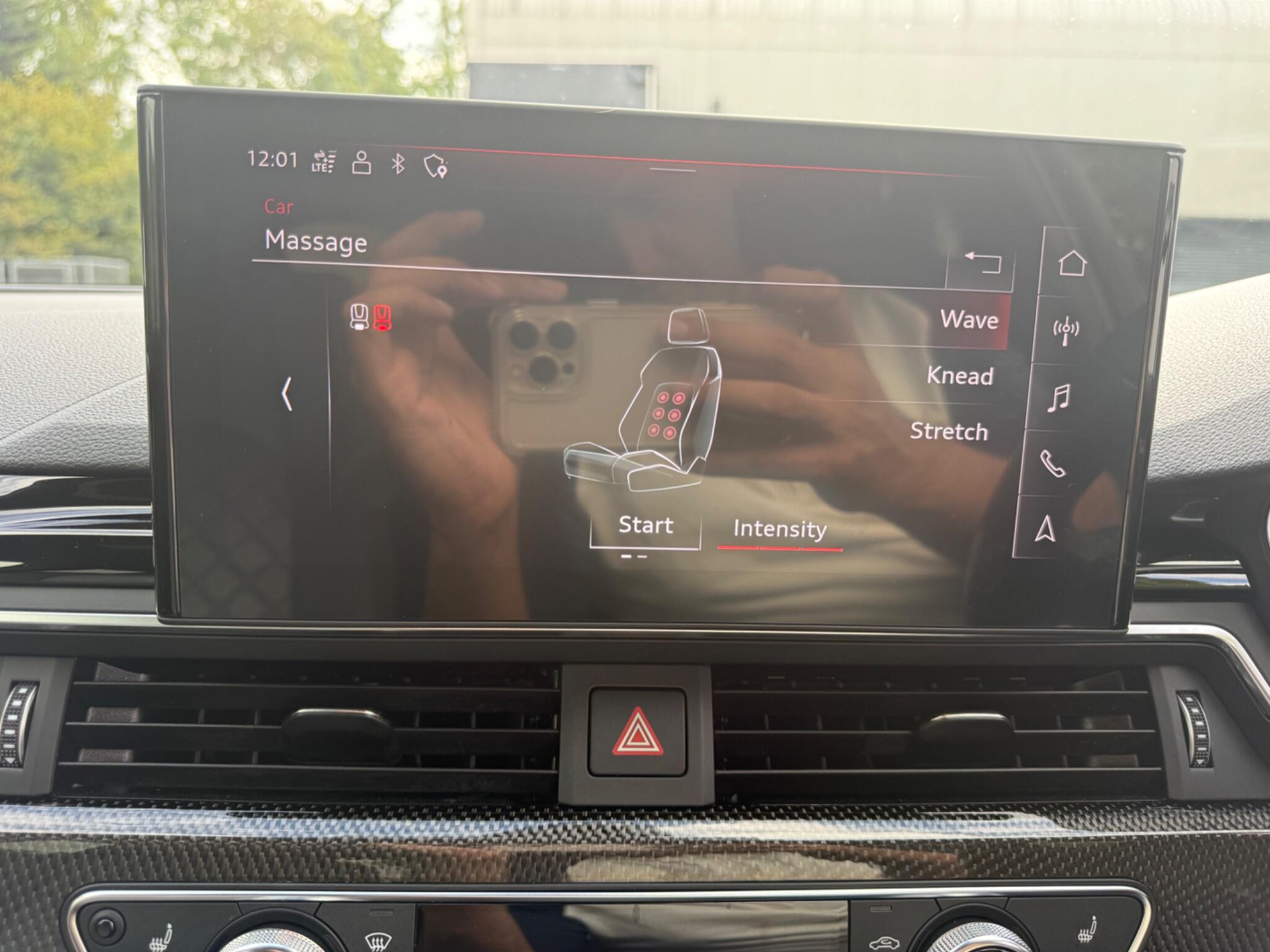 Audi S4 view 32