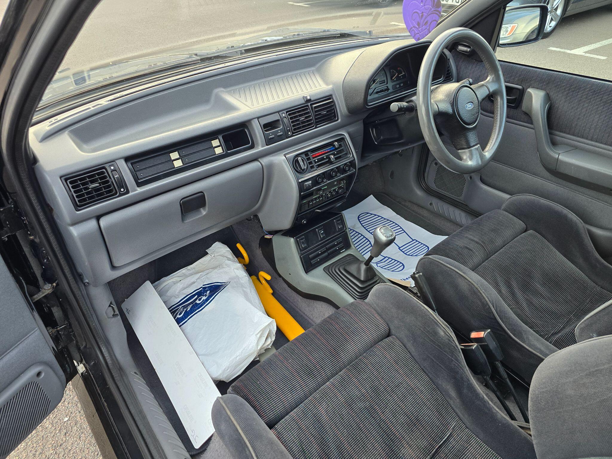 Ford Fiesta view 28