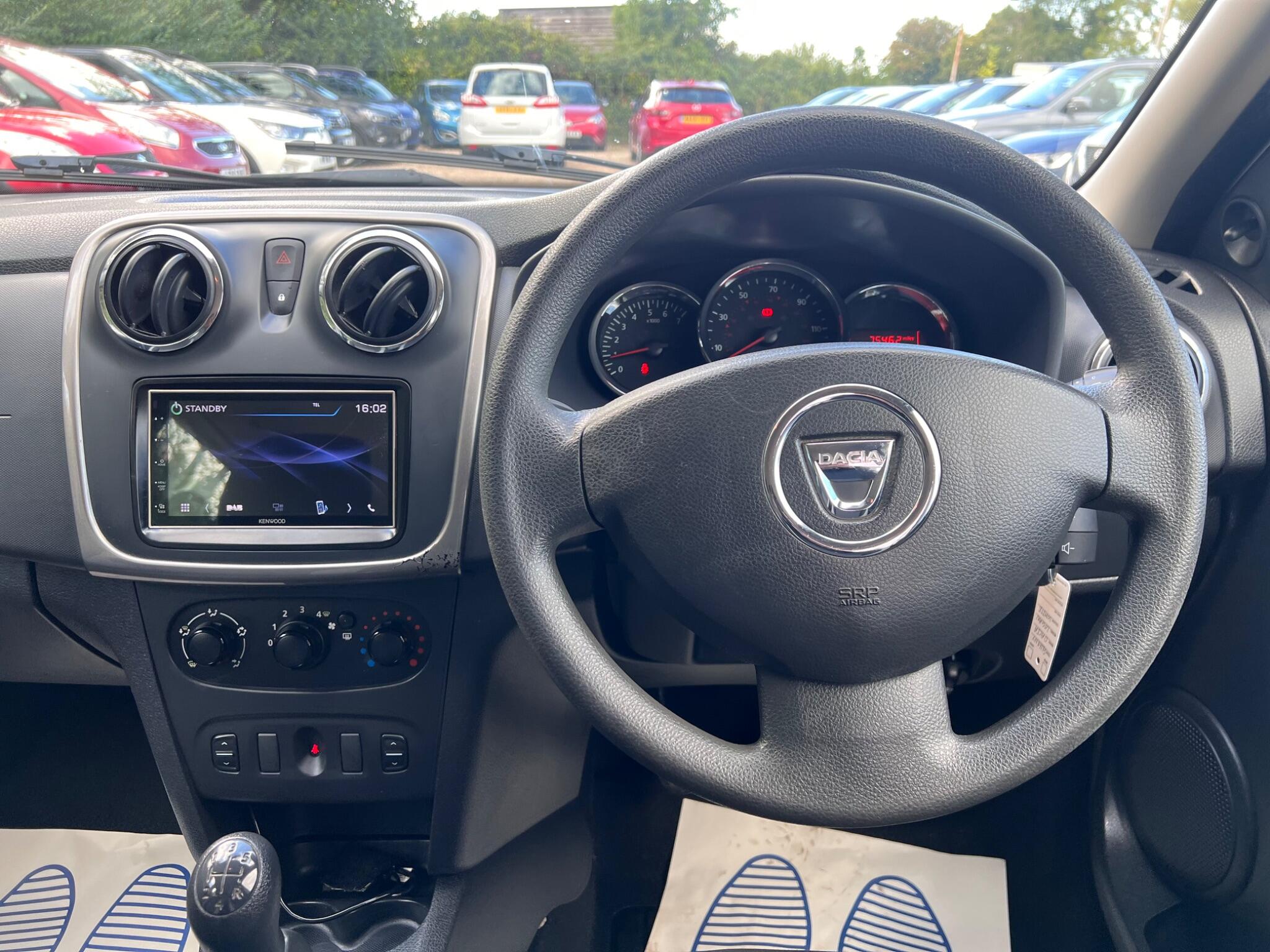 Dacia Logan MCV view 25