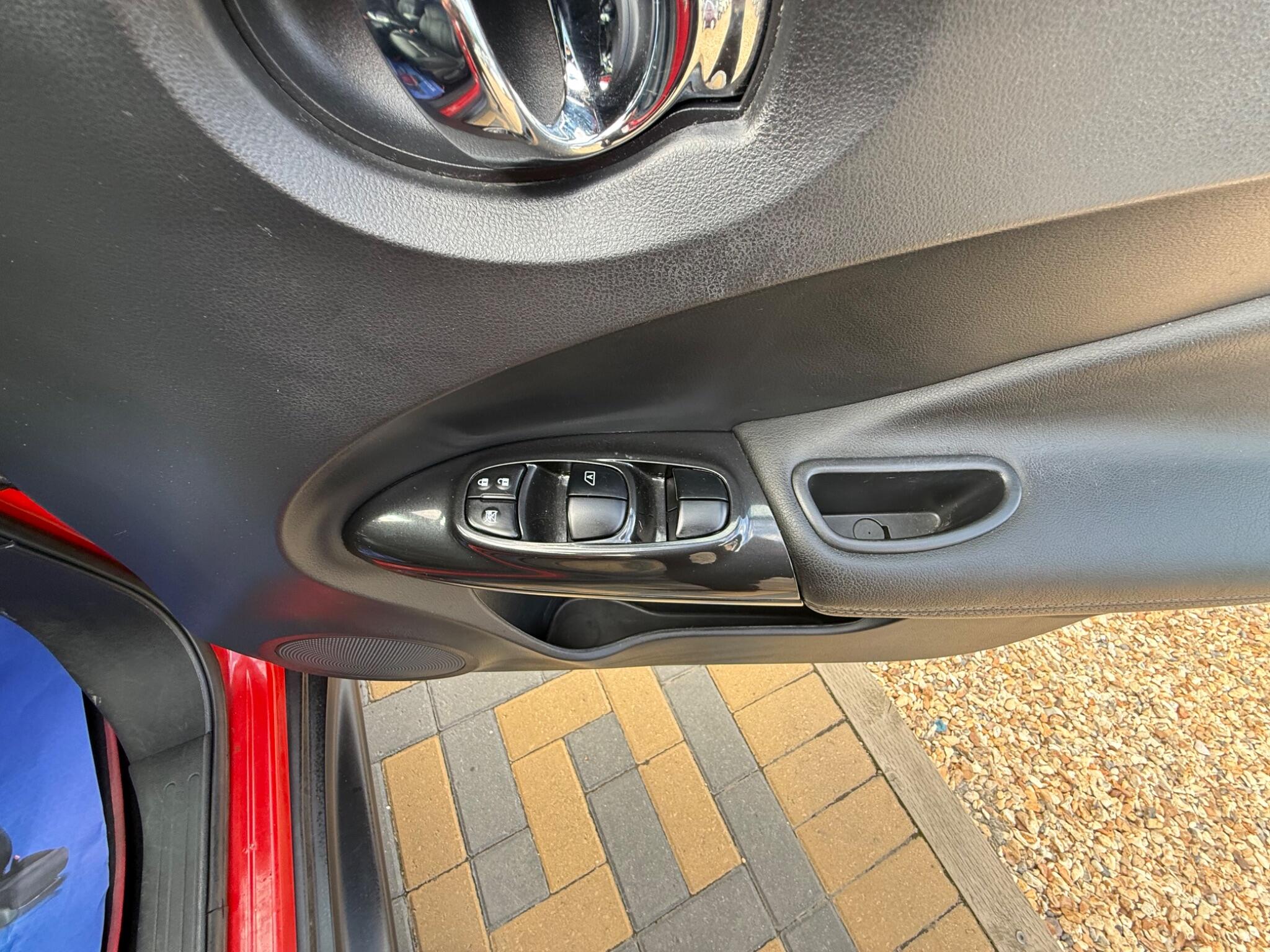 Nissan Juke view 37