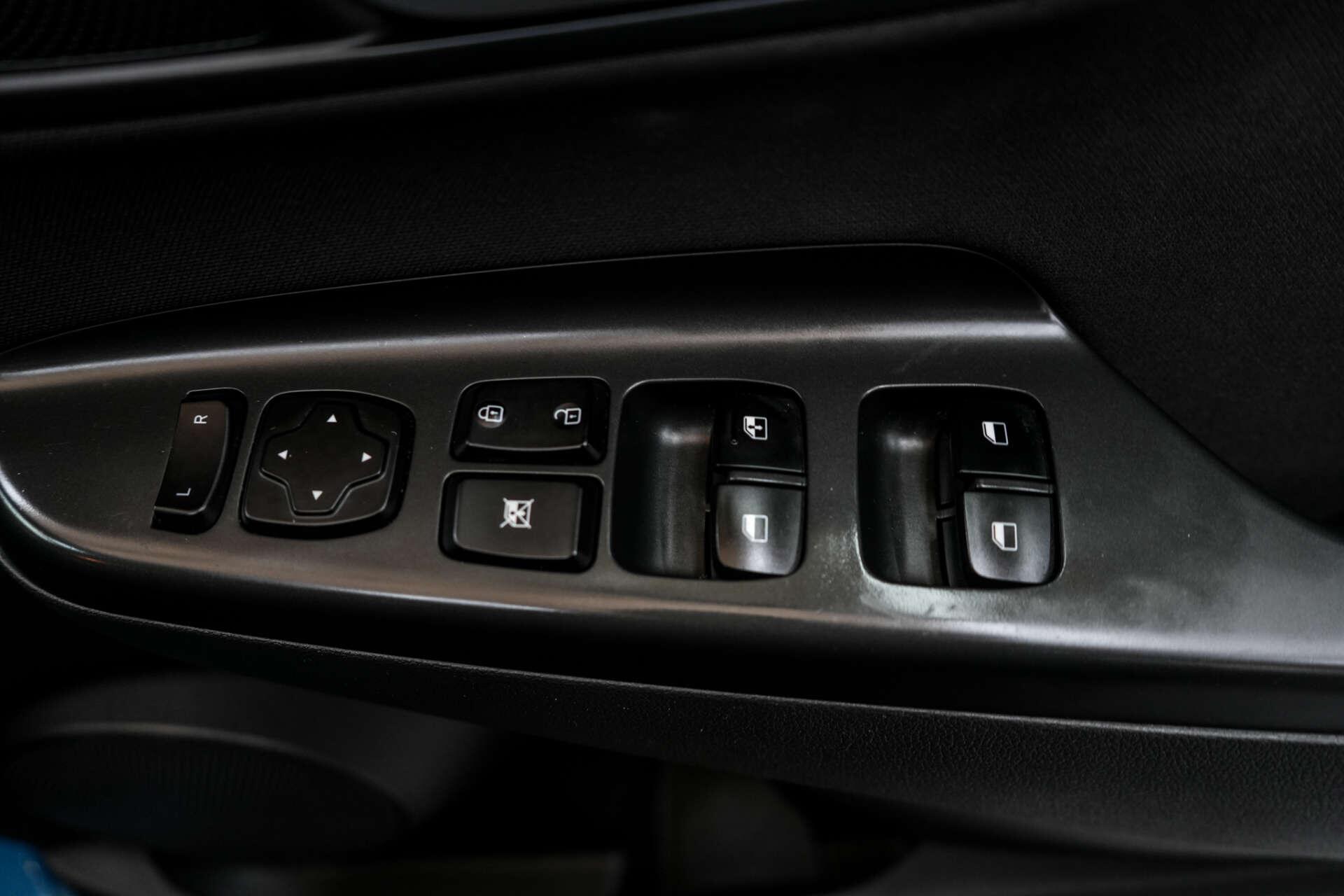 Hyundai Kona view 24
