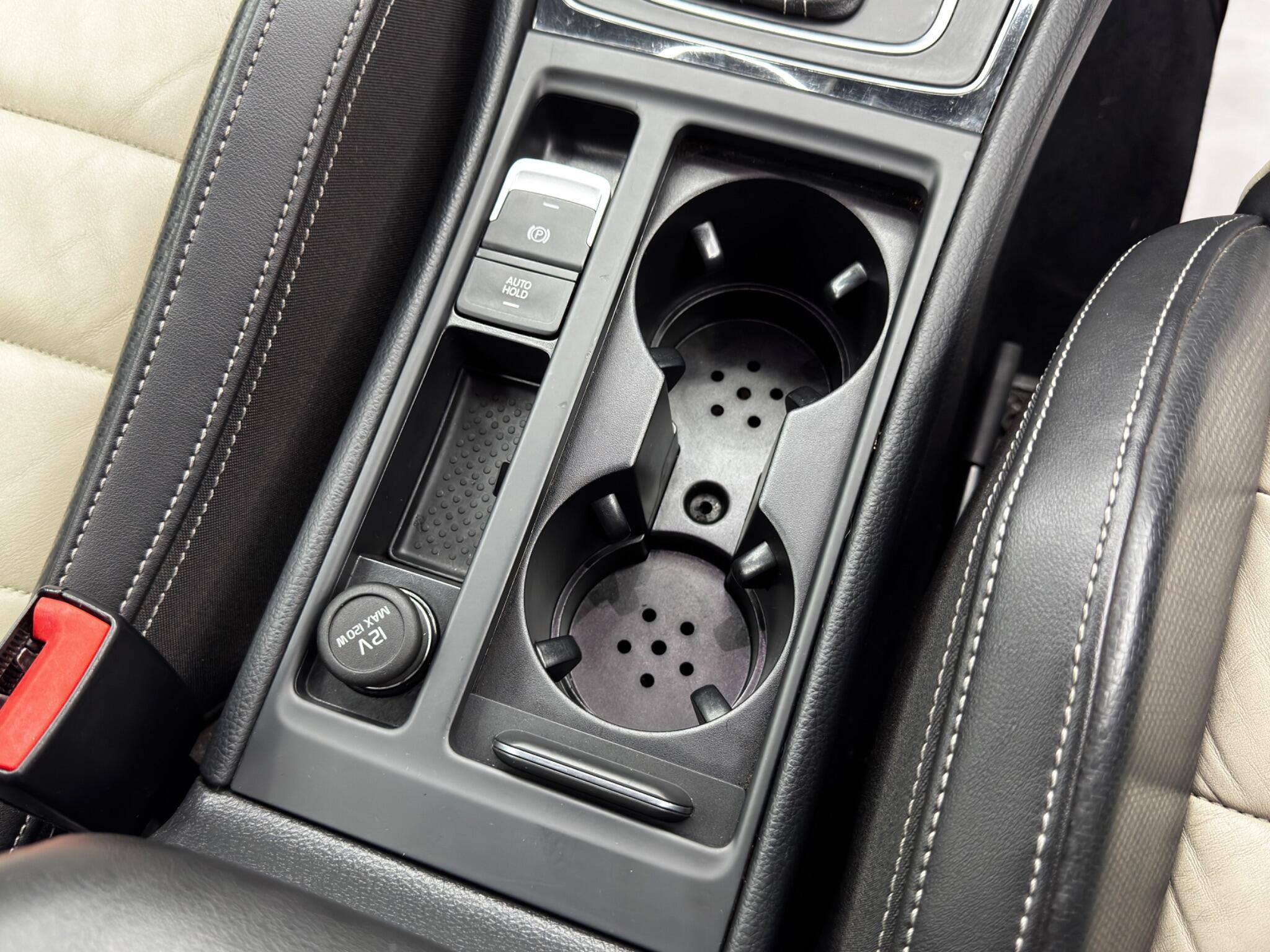 Volkswagen Golf view 24
