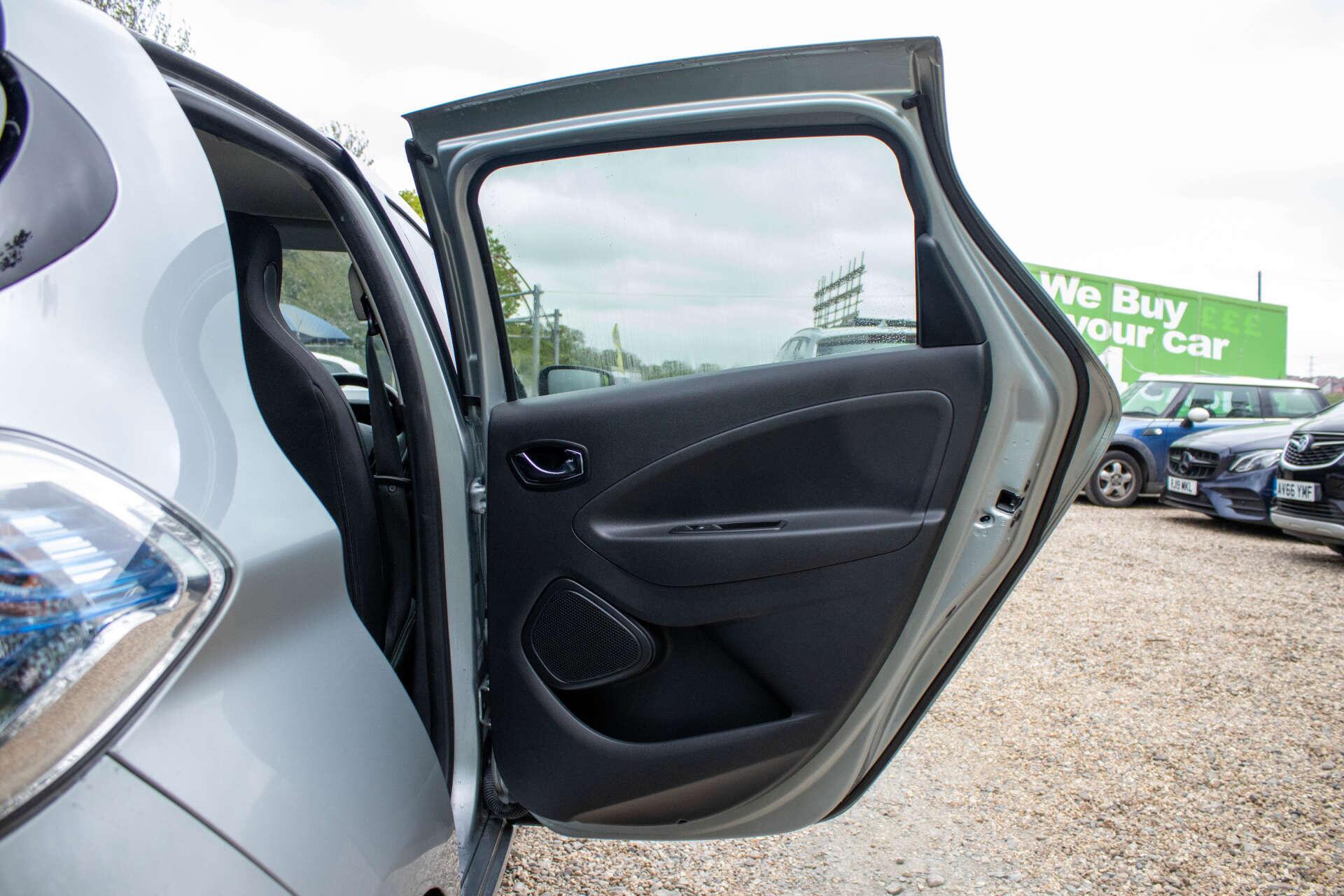 Renault Zoe view 38
