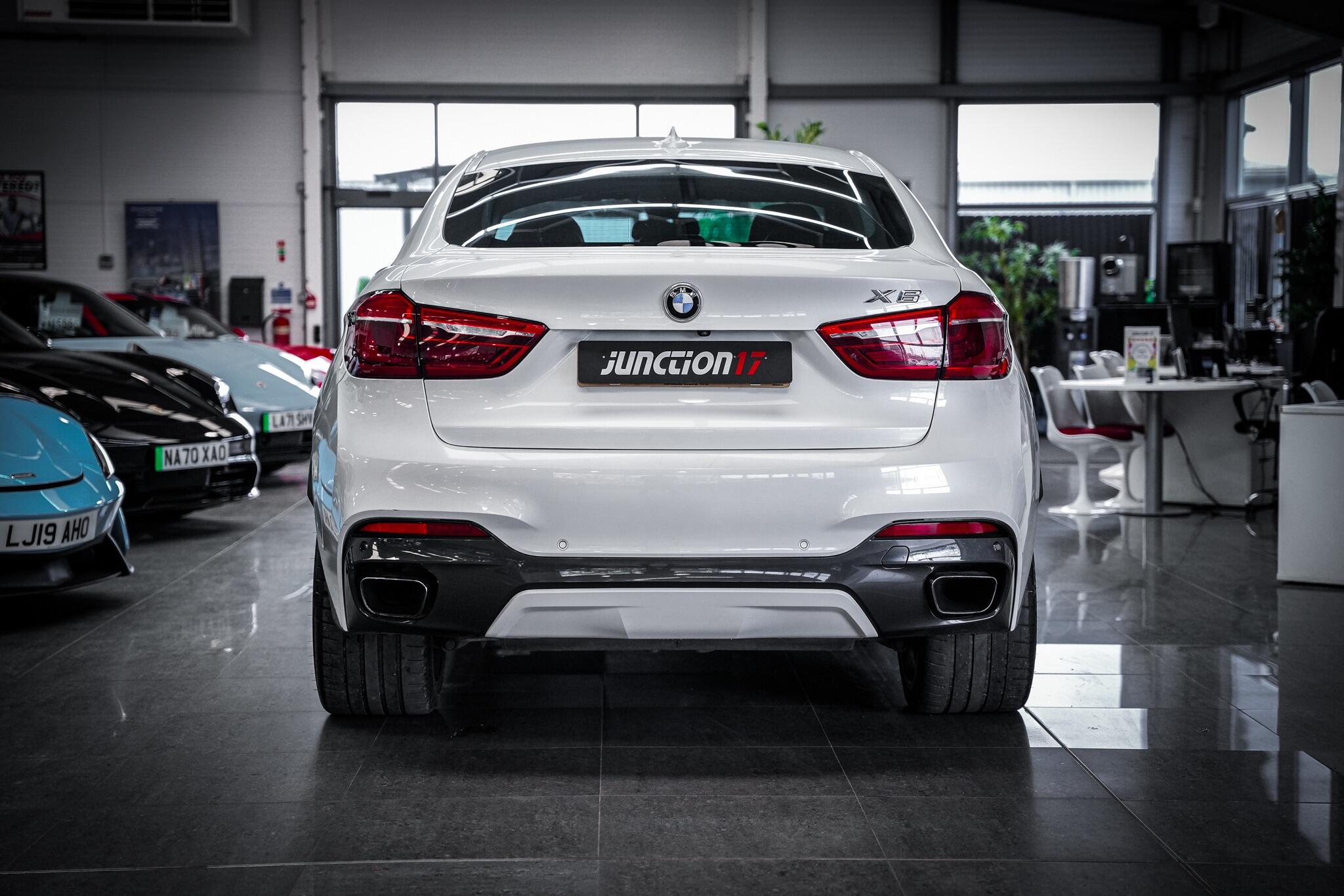 BMW X6 view 15