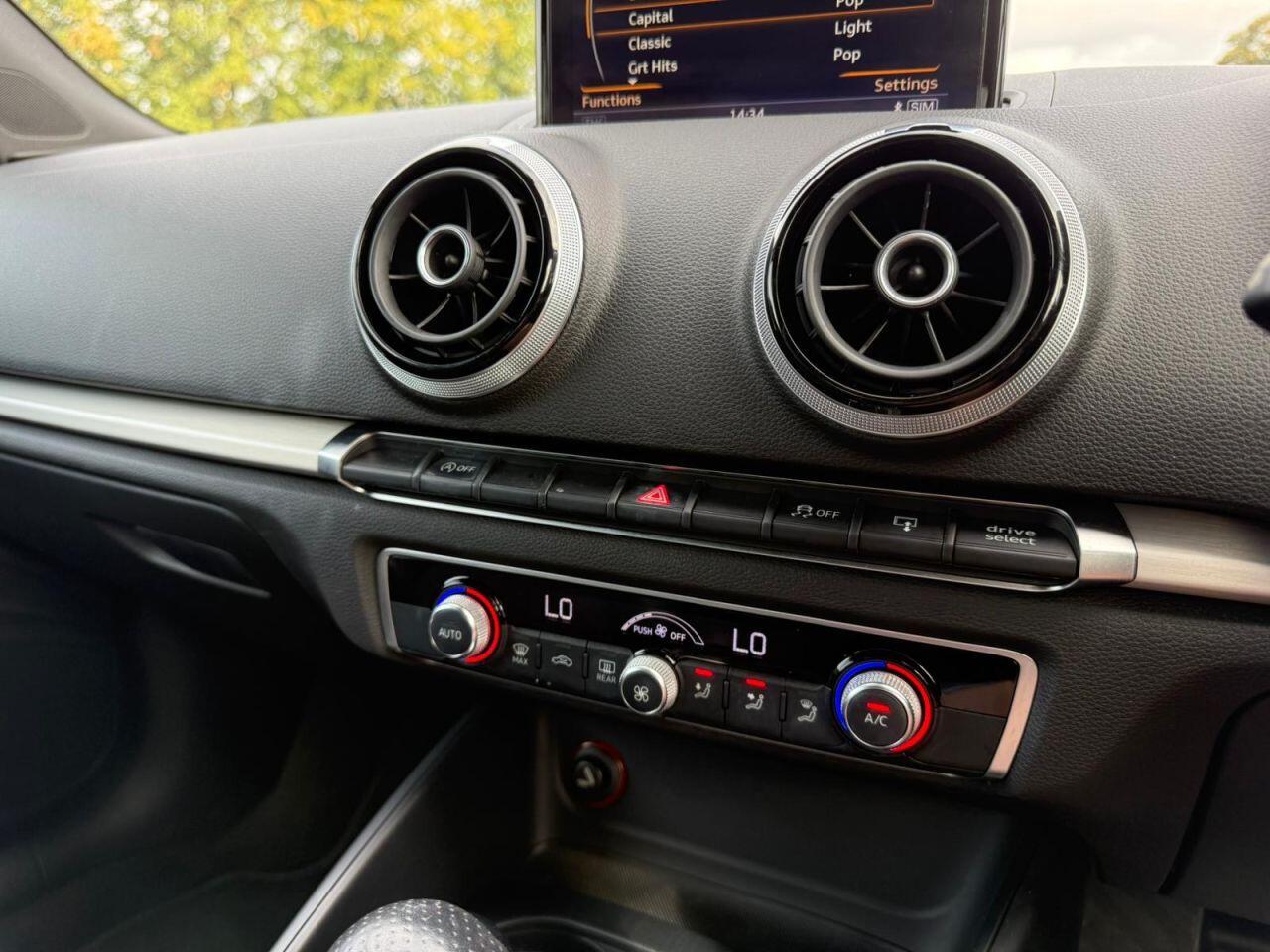 Audi A3 view 24