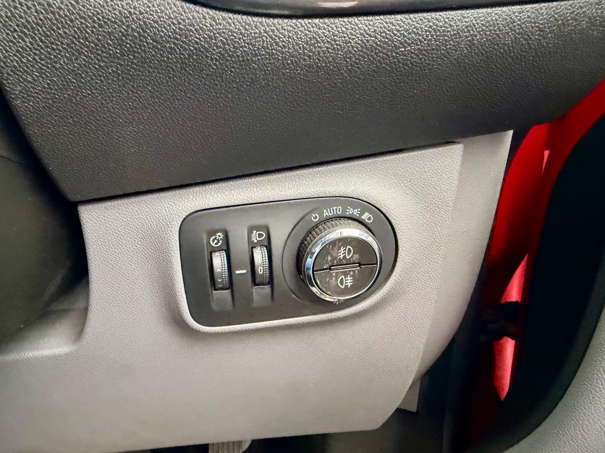 Vauxhall Corsa view 36