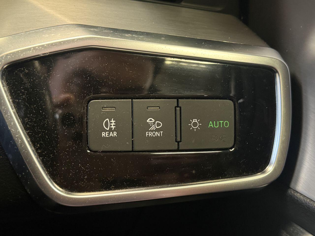 Audi A6 Avant view 42