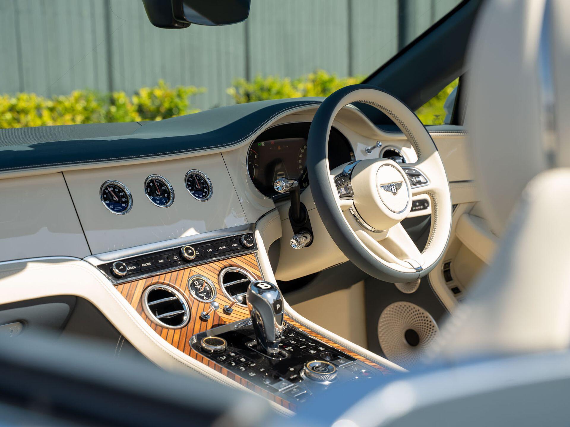 Bentley Continental view 15