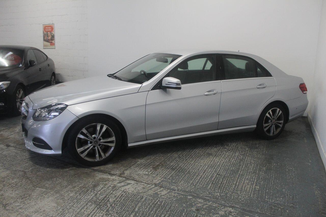 Mercedes-Benz E-Class view 5