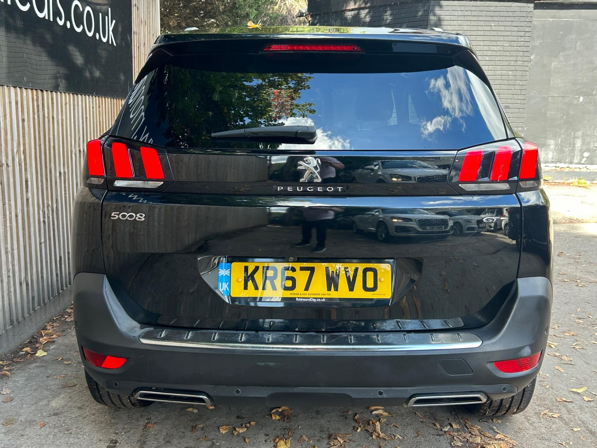 Peugeot 5008 view 14