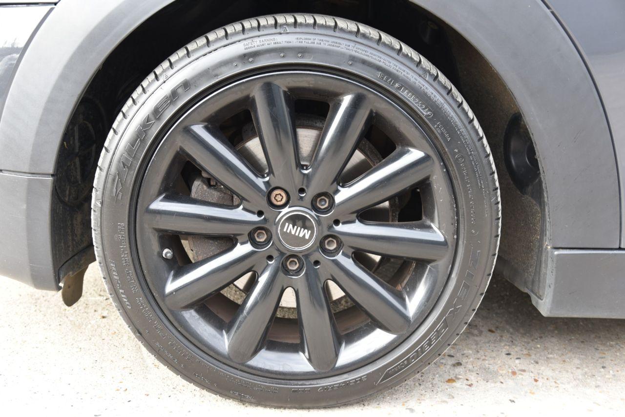 Mini Cooper view 47