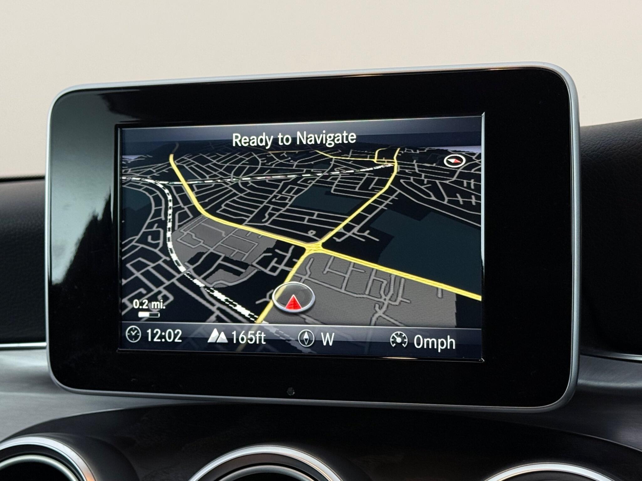 Mercedes-Benz C-Class view 24