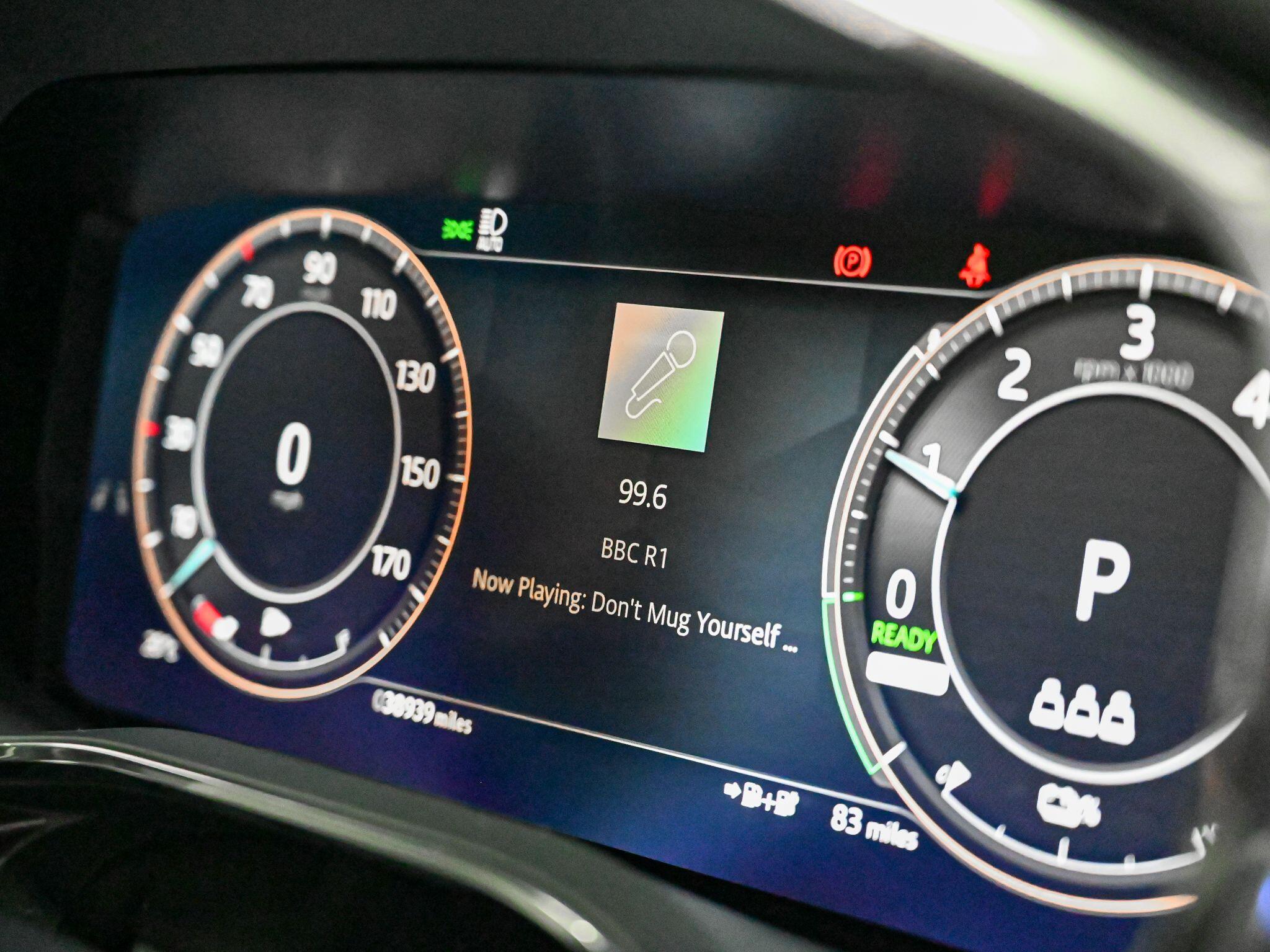 Jaguar F-Pace view 6