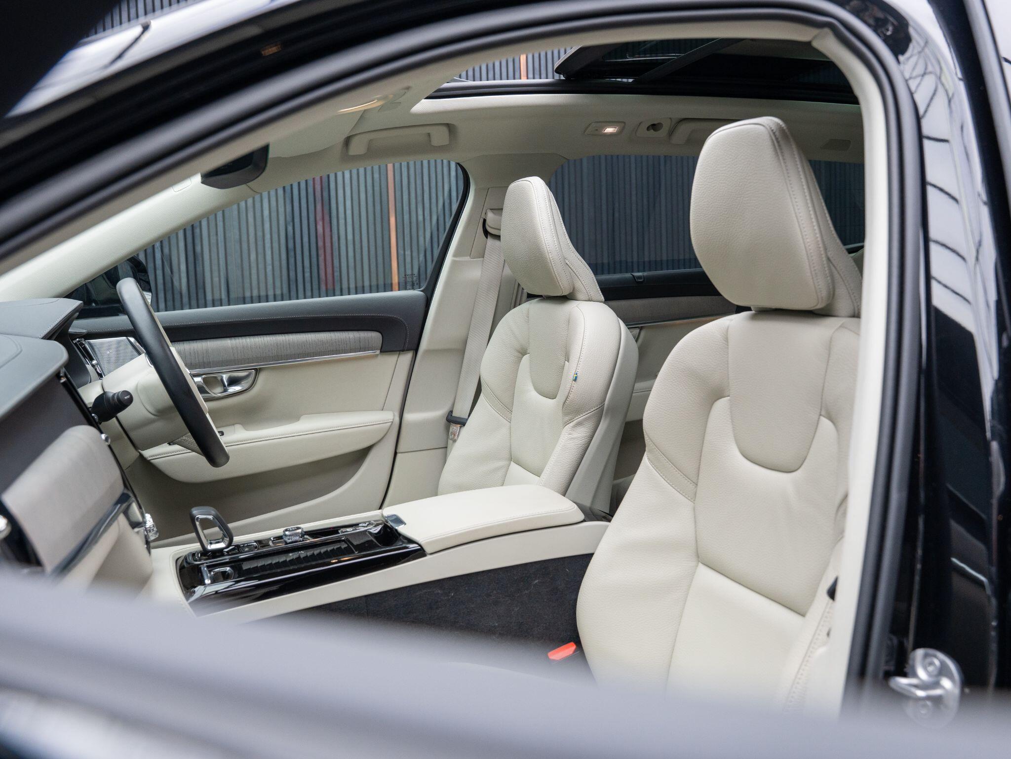 Volvo V90 view 45