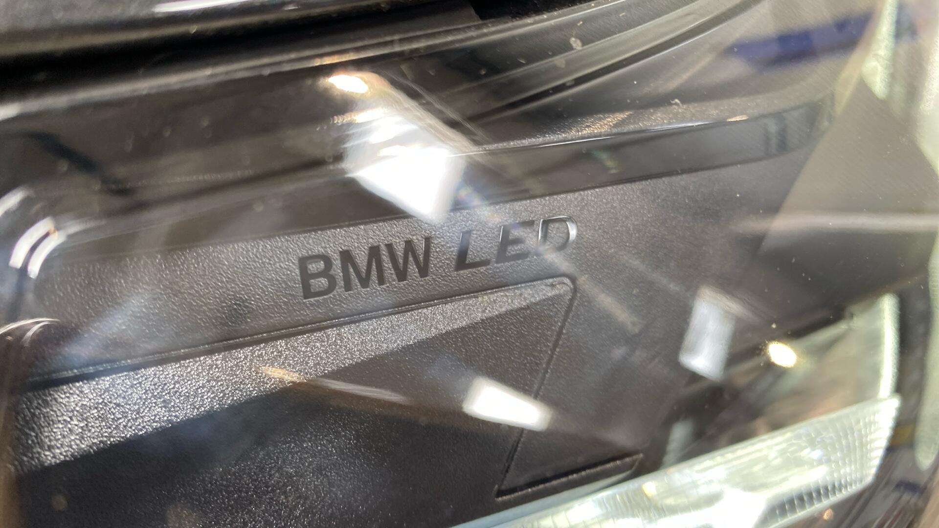 BMW M2 view 24