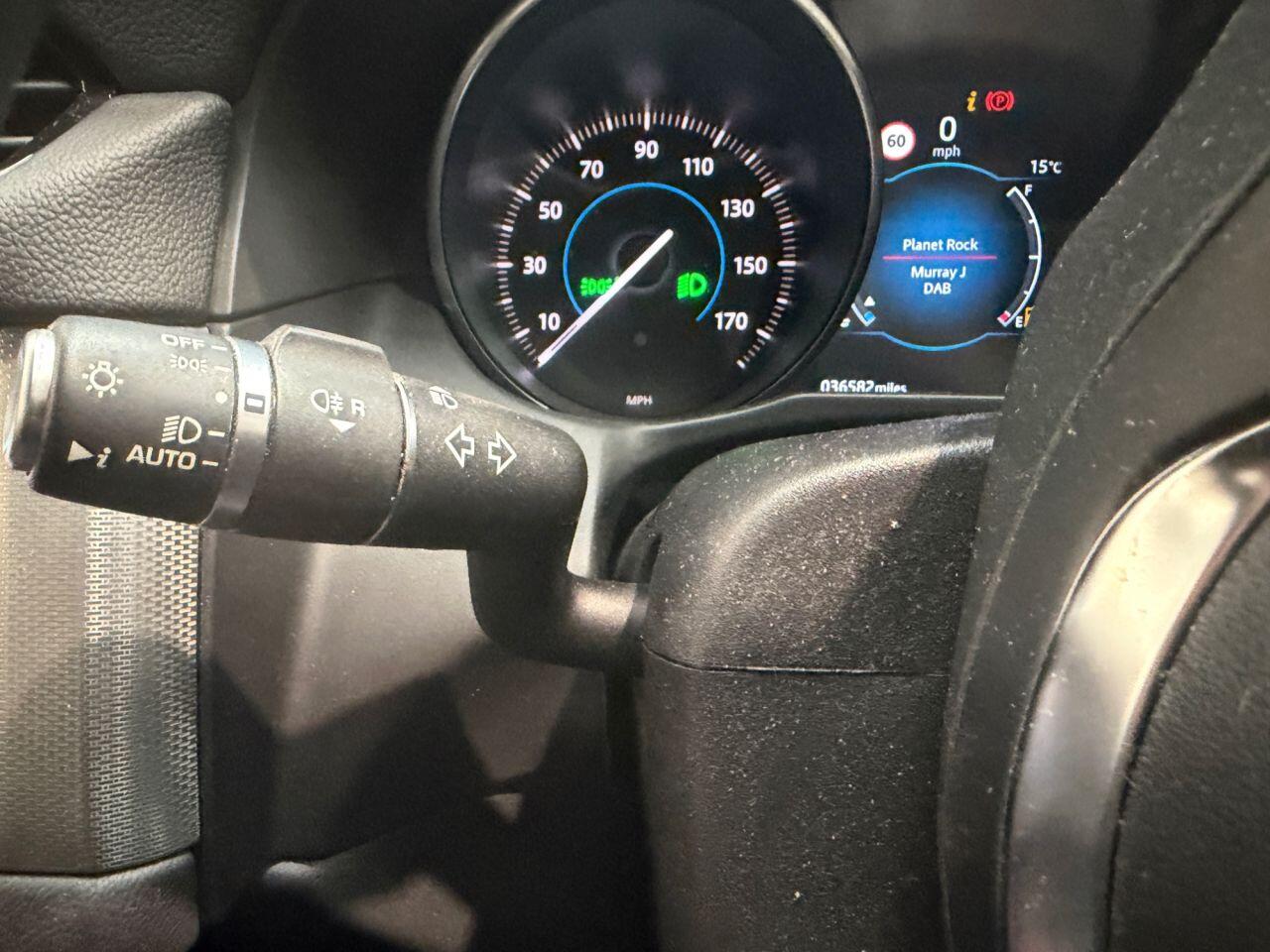 Jaguar XF view 37