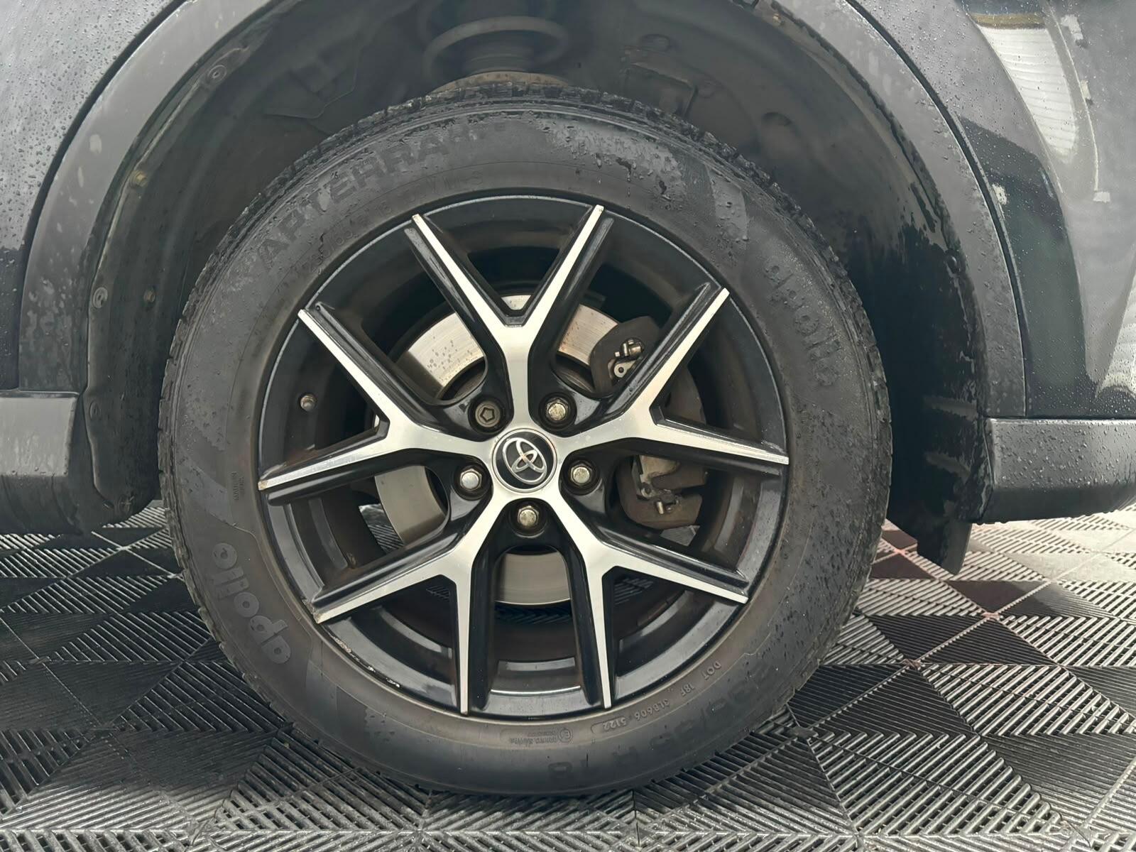 Toyota Rav4 view 23