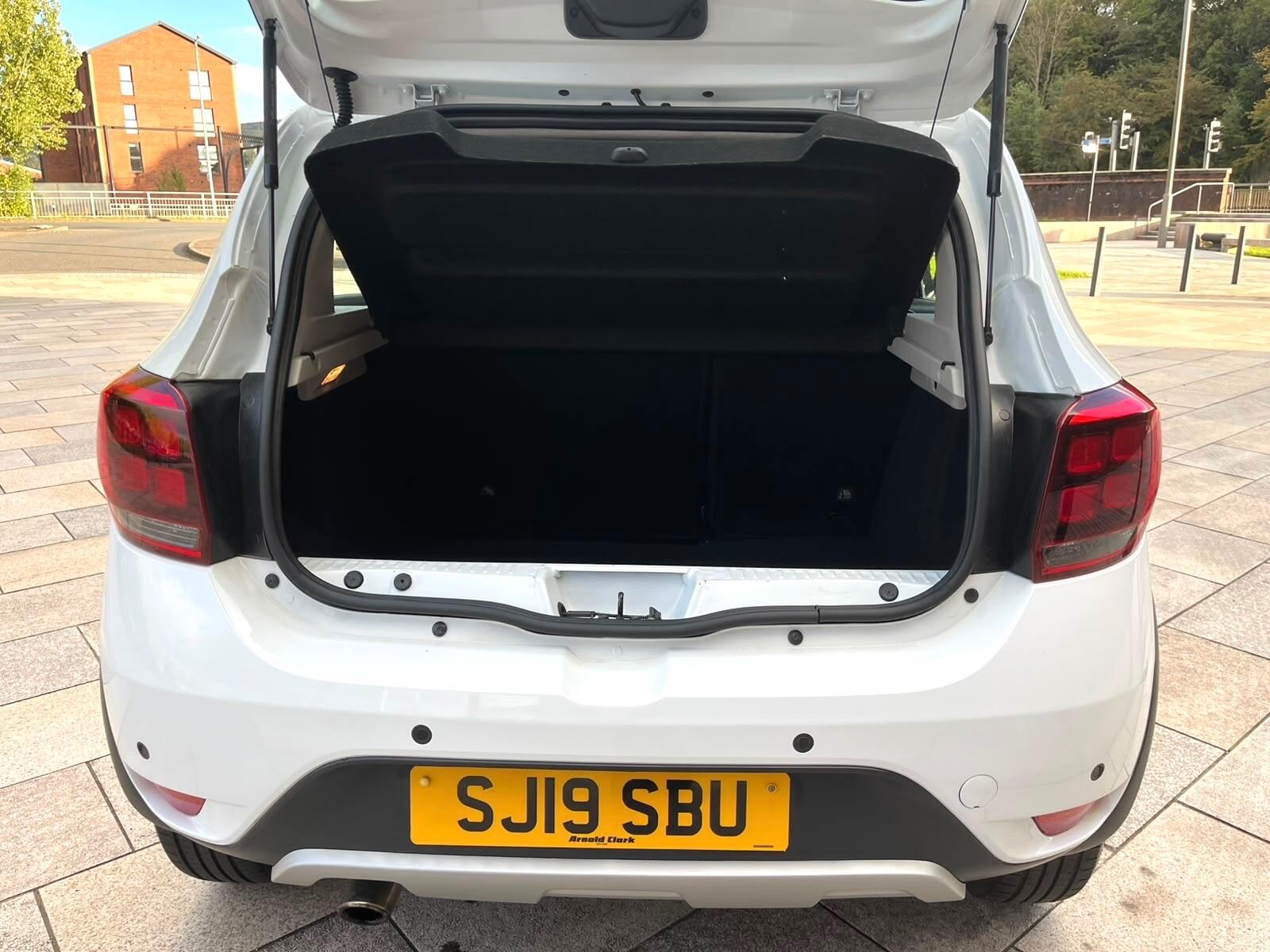 Dacia Sandero view 13