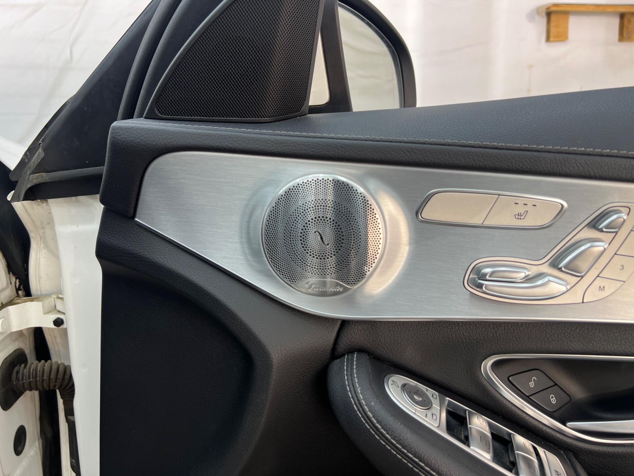 Mercedes-Benz C Class view 52