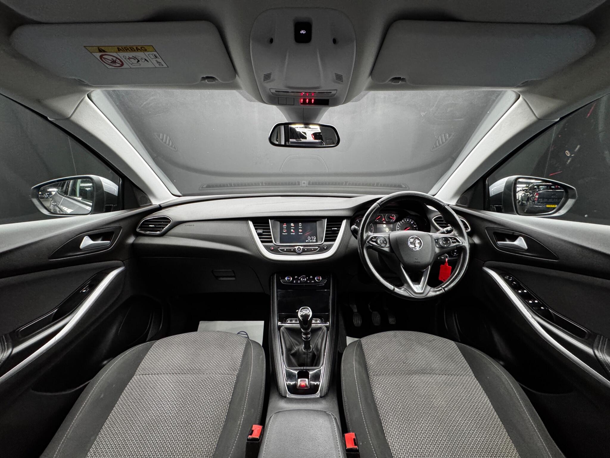 Vauxhall Grandland X view 15