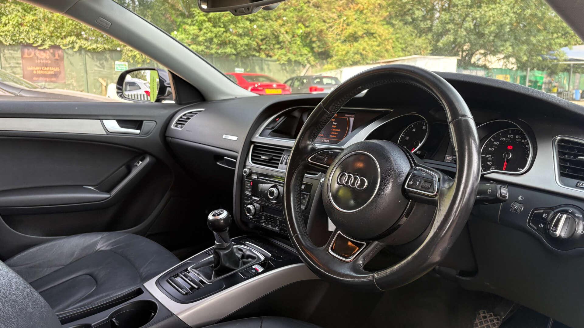 Audi A5 view 7