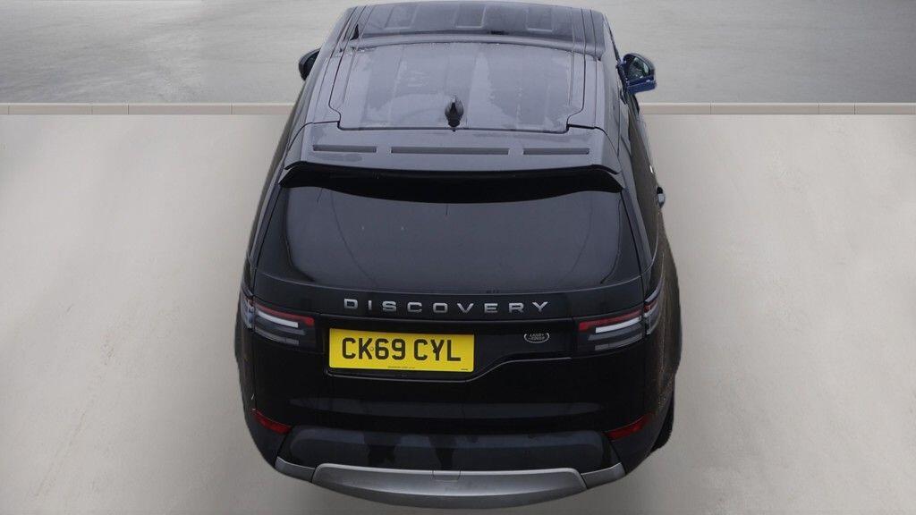 Land Rover Discovery view 12