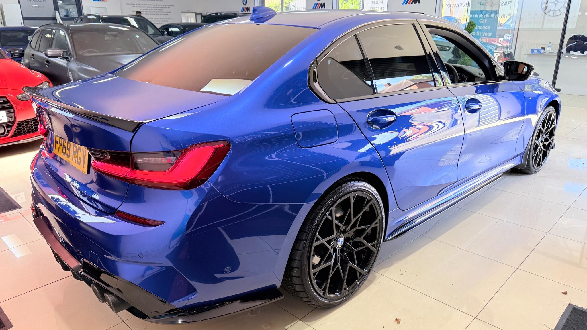 BMW 3 Series view 45