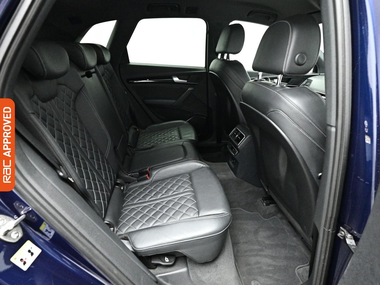 Audi SQ5 view 13