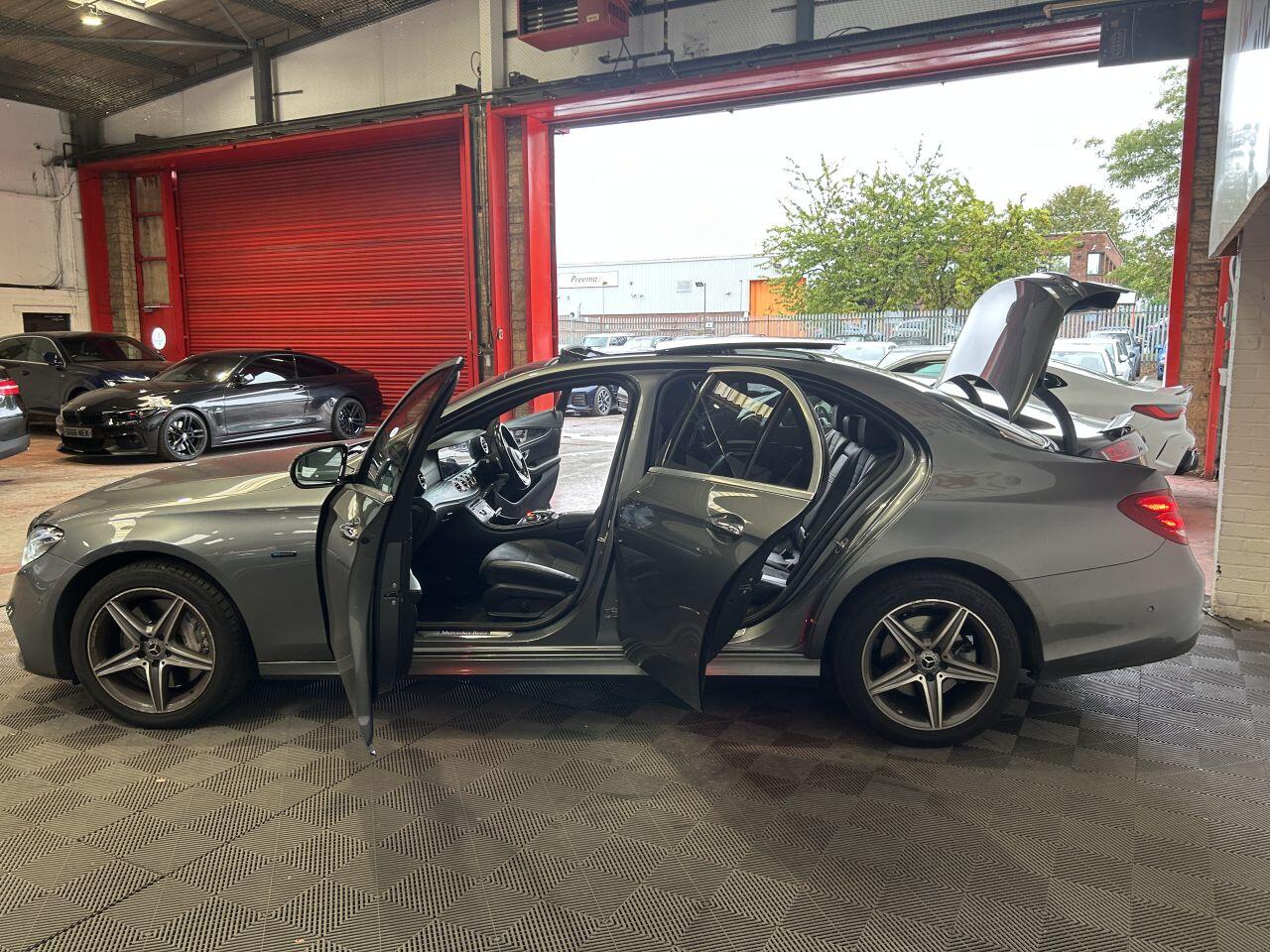 Mercedes-Benz E Class view 13