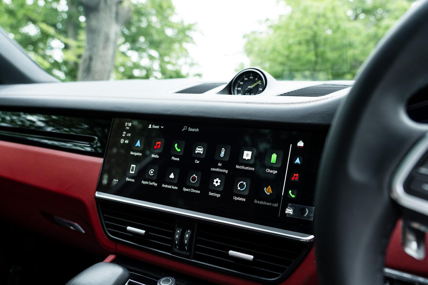Porsche Cayenne view 30