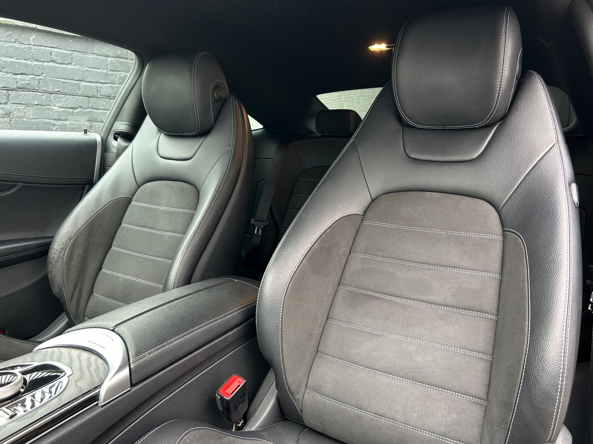 Mercedes-Benz C-Class view 18