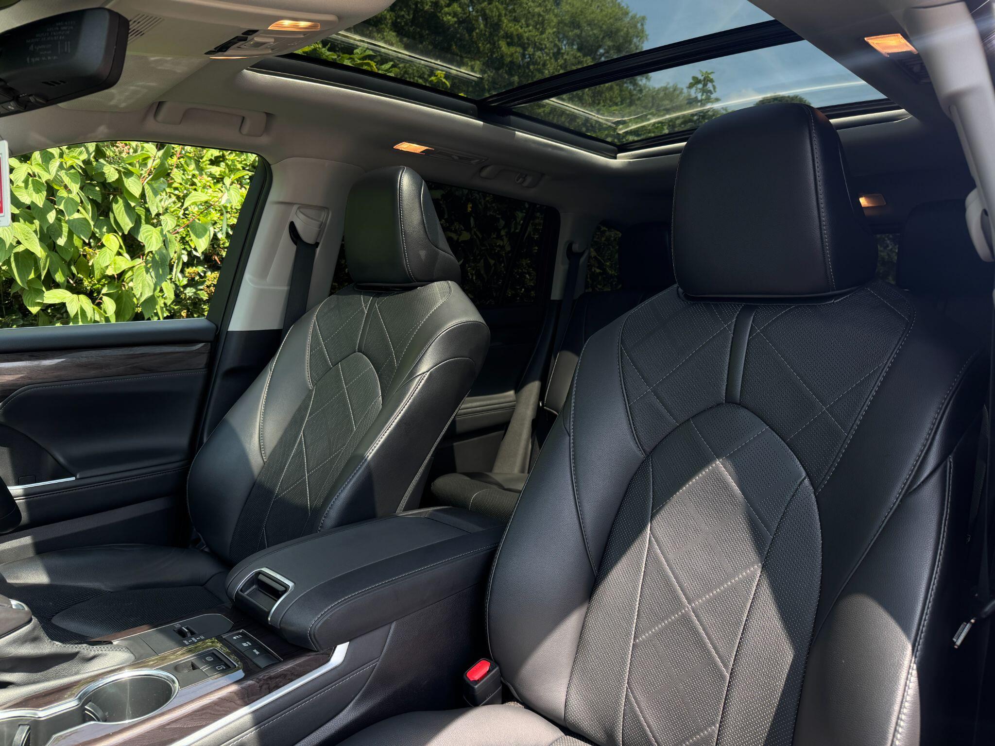 Toyota Highlander view 16