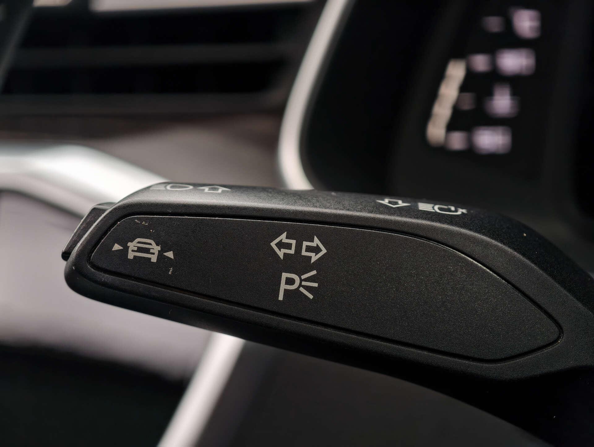 Audi S6 Avant view 36