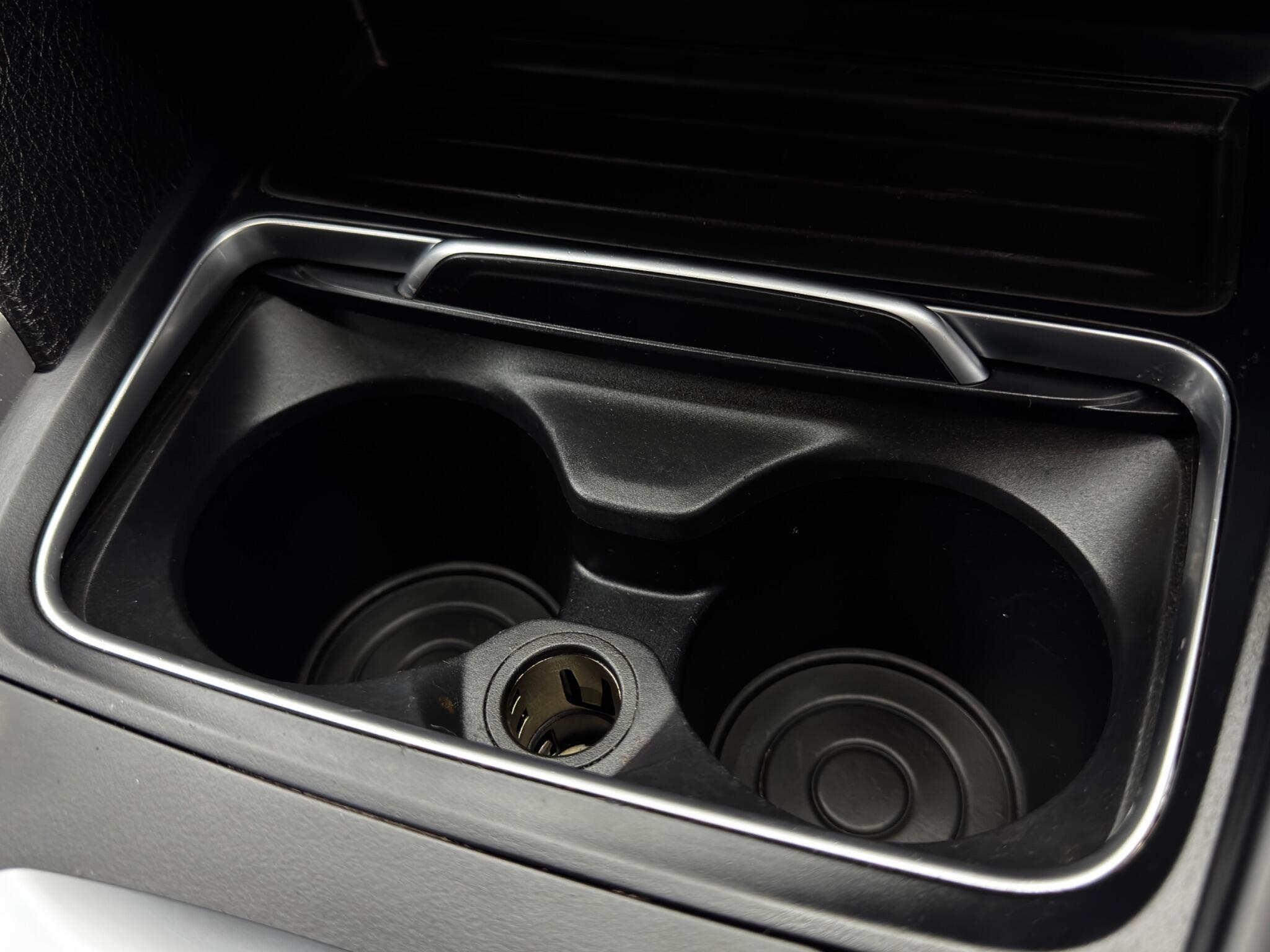 BMW 3 Series view 27