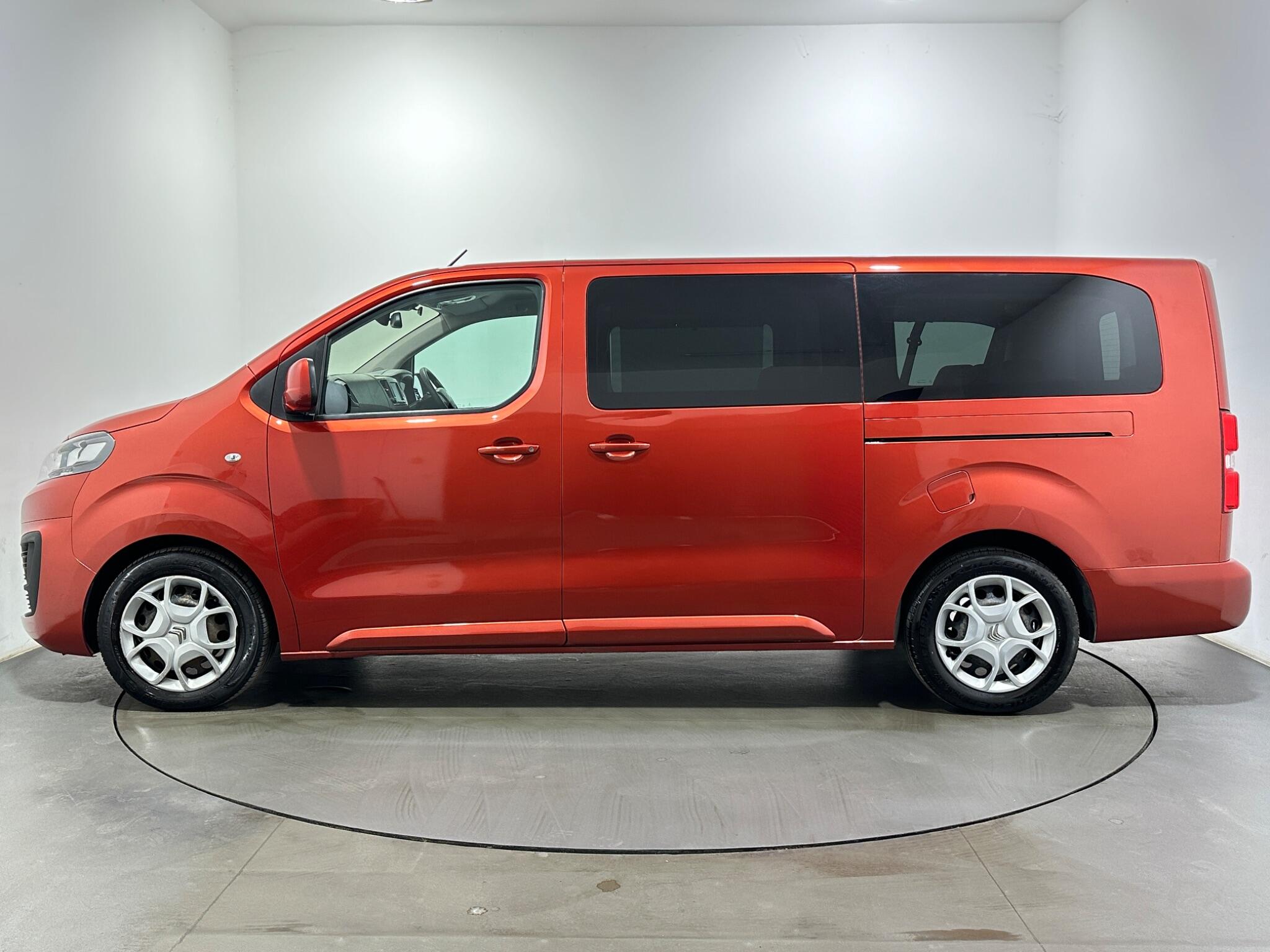 Citroen Spacetourer view 5