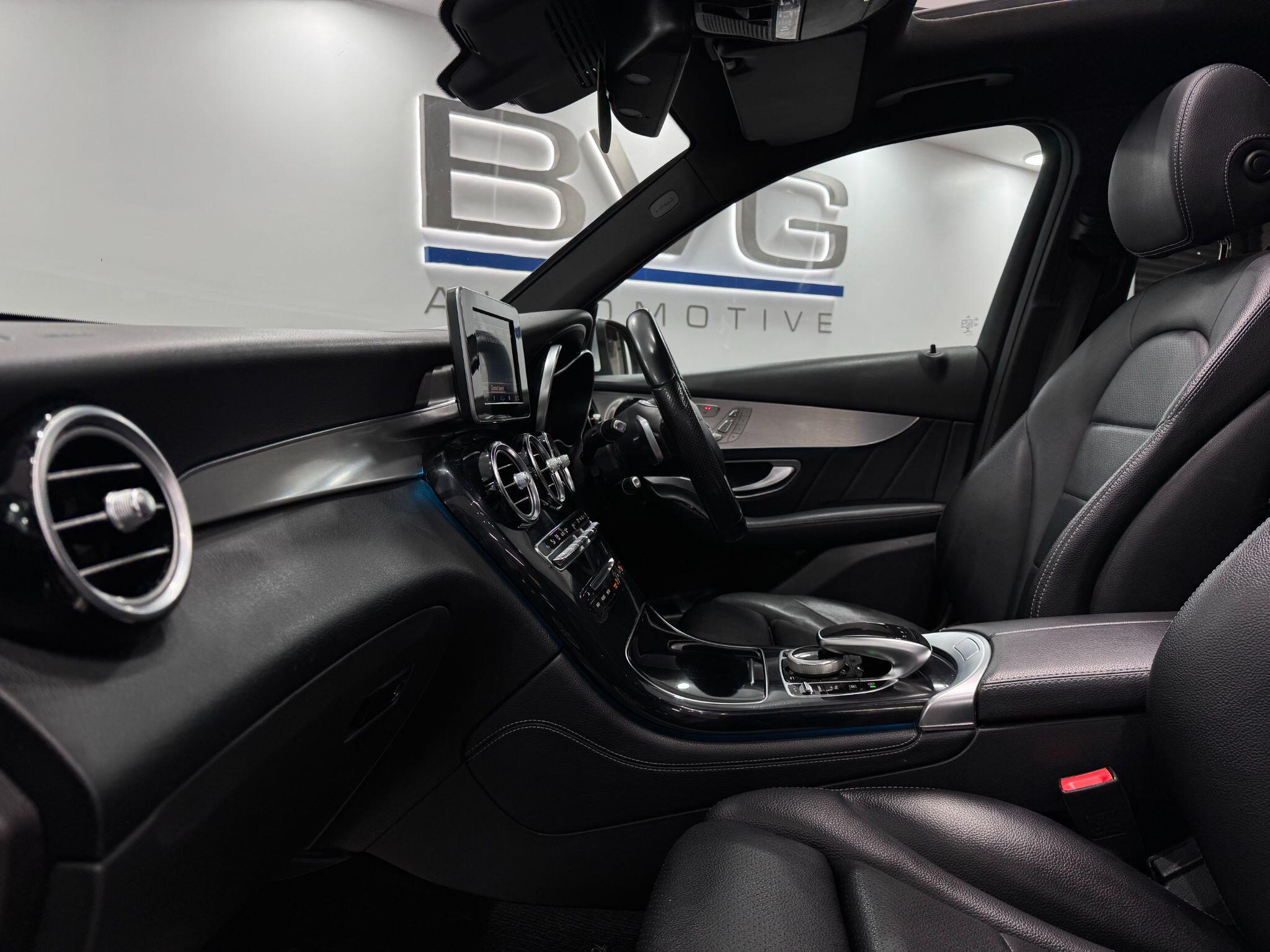 Mercedes-Benz GLC view 48